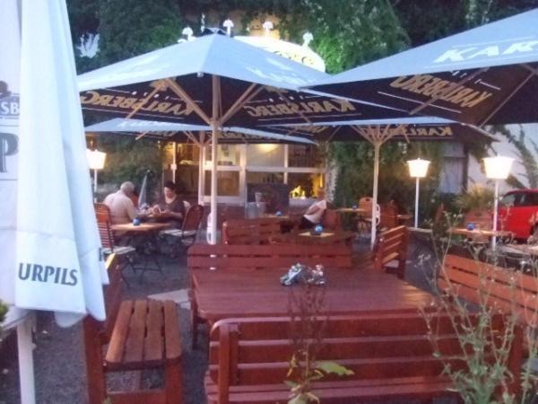 Hotel Restaurant Zur Hexe Überherrn Εξωτερικό φωτογραφία